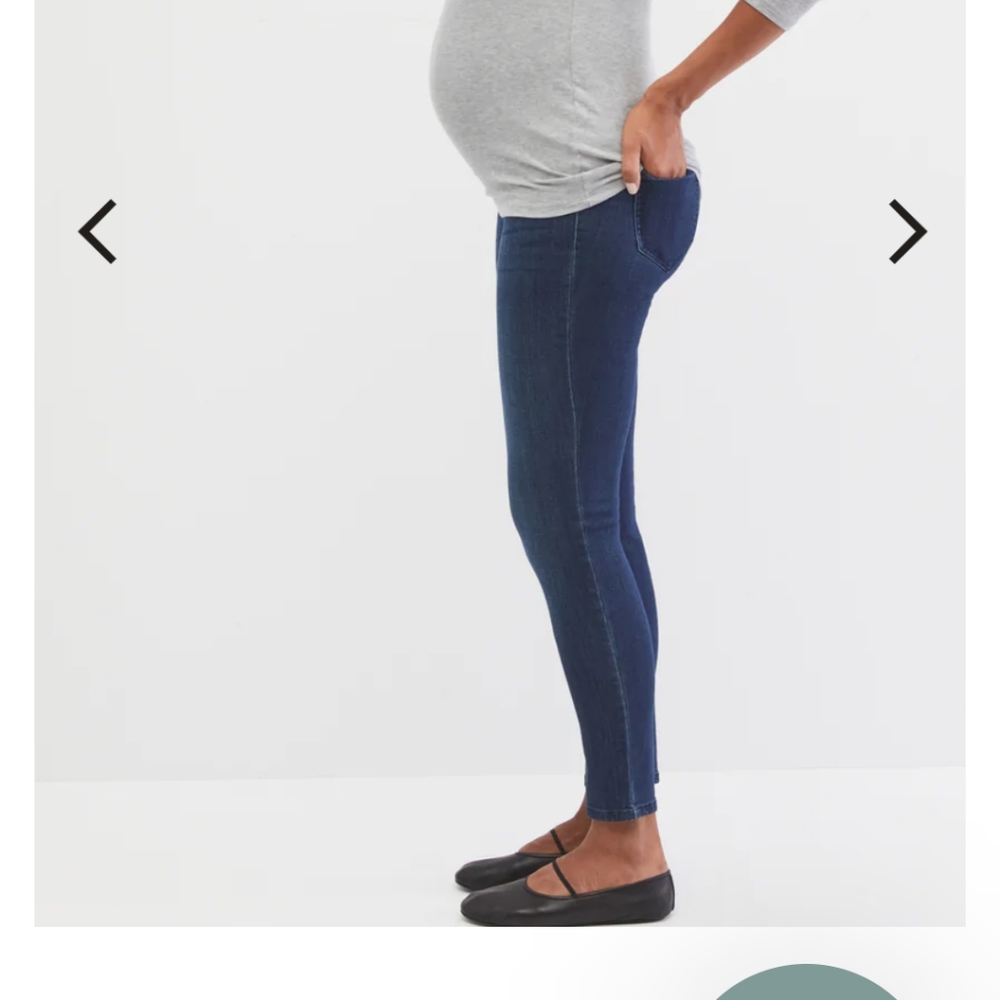 Motherhood maternity jeans size S nwt